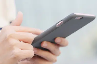 SMS anonyme - Quelles solutions pour envoyer des SMS incognito